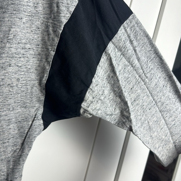 Victoria secret / PINK 3/4 Sleeve Knot top L/LARGE - Picture 7 of 9